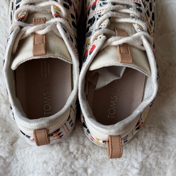 Toms Multicolor Patterned Sneakers Size 7 - Picture 3 of 8